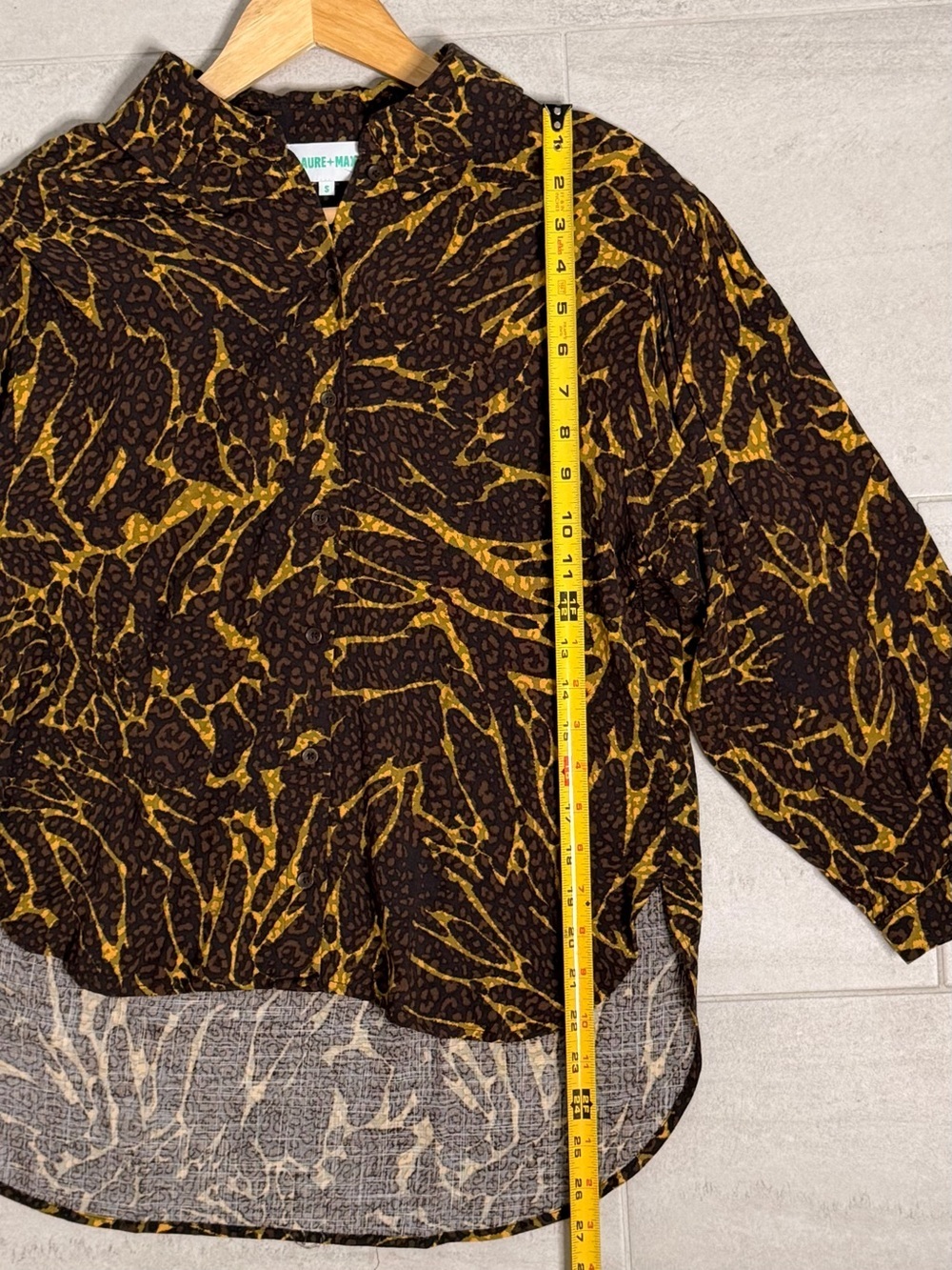 💛2 for $20-LAURE + MAX Printed Button Front Blouse | Size Small (0047) - Picture 9 of 12
